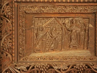 Panneau de la porte du 5ème siècle : les Saintes Femmes au tombeau vide